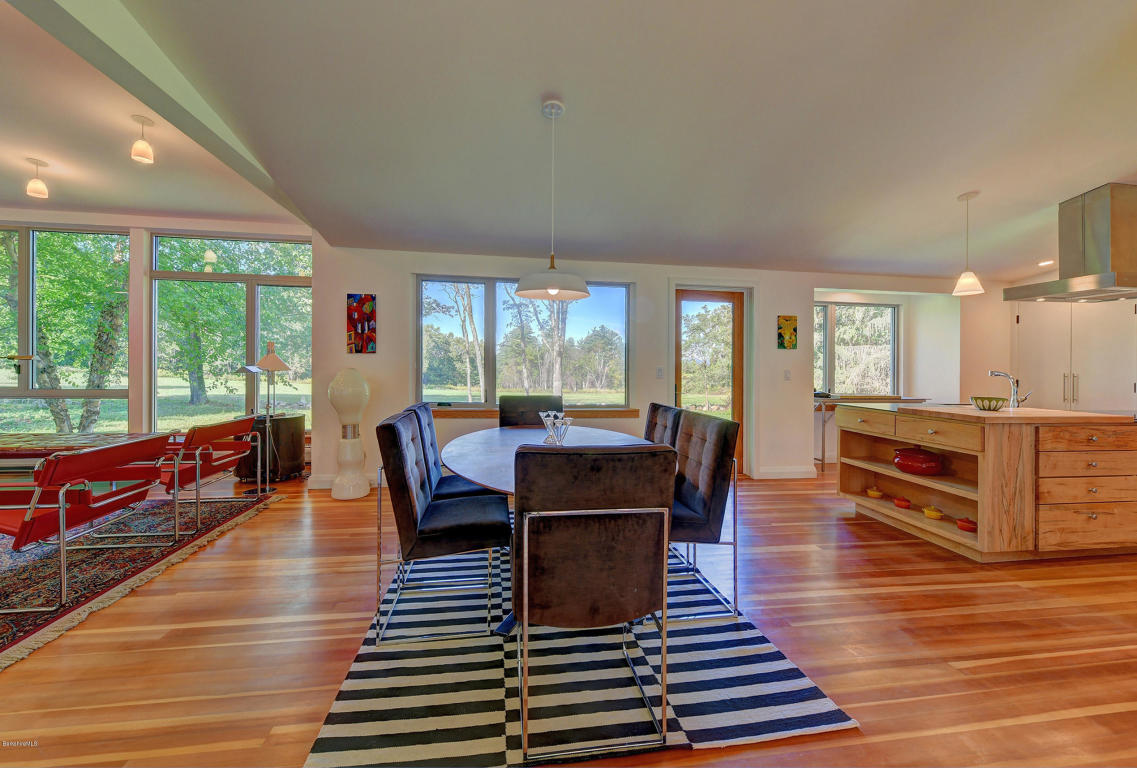 Dining/kitchen Dining/kitchen