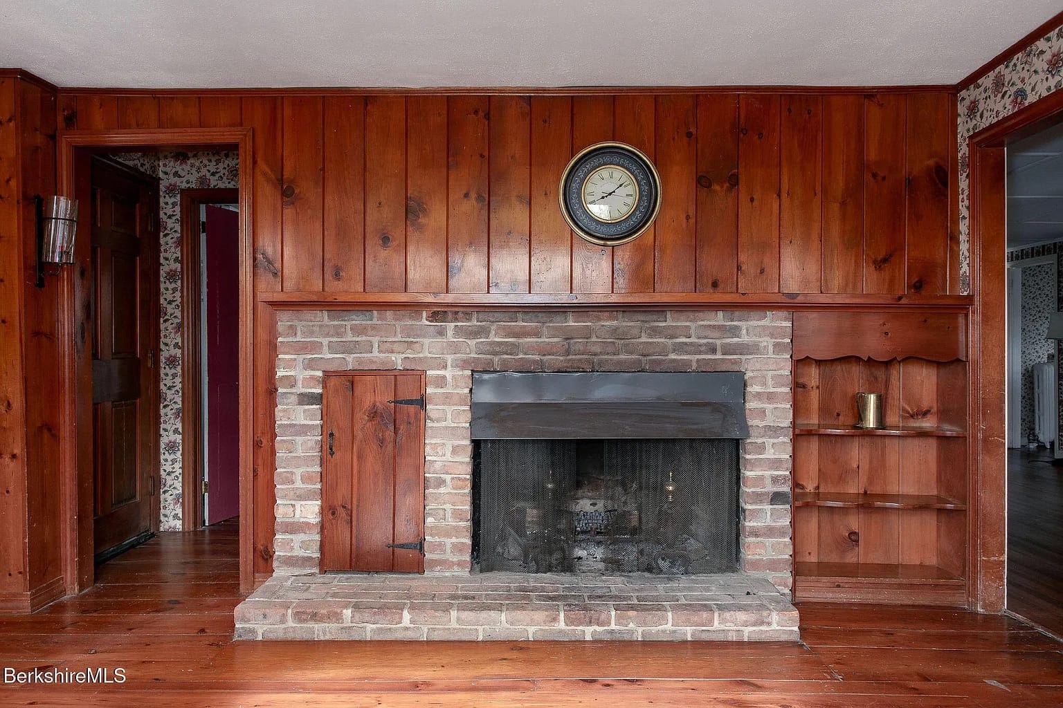 1860 Colonial in West Stockbridge