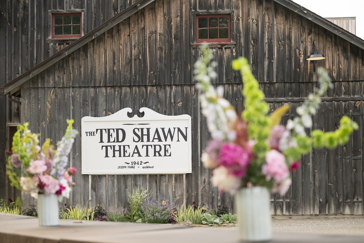 Ted Shawn Theatre at Jaocb&#39;s Pillow Opening Season Gala 2025. Cherylynn Tsushima photo.