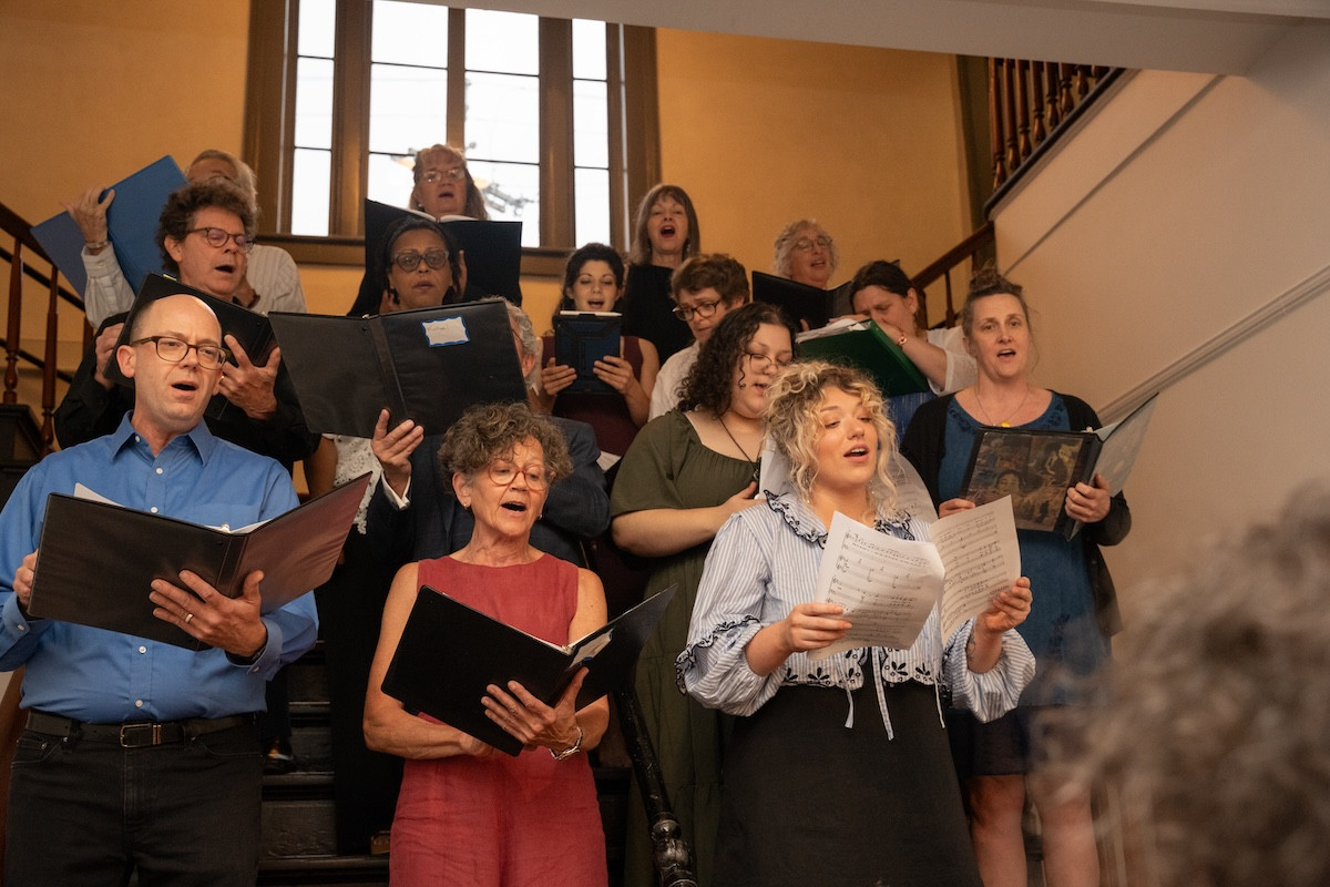 The Hudson Community Choir.