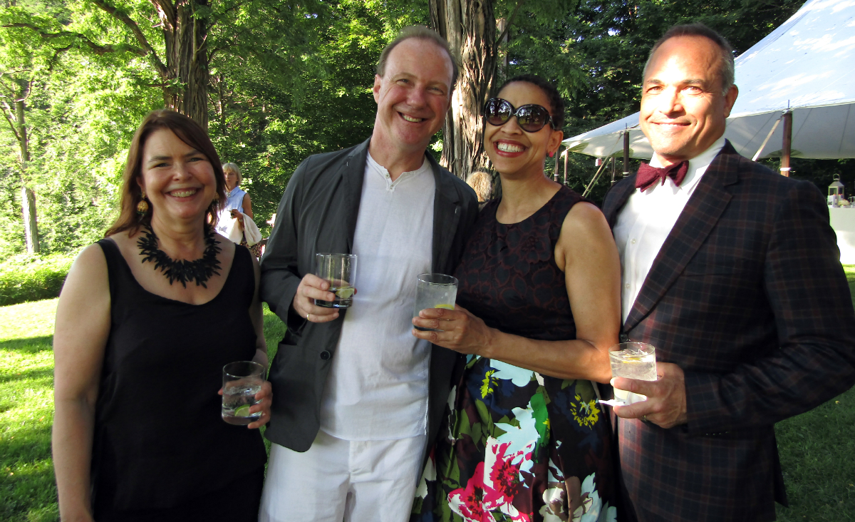 Monique Segarra, Chris Lipscomb, Debra Hoyt and Rick Hoyt