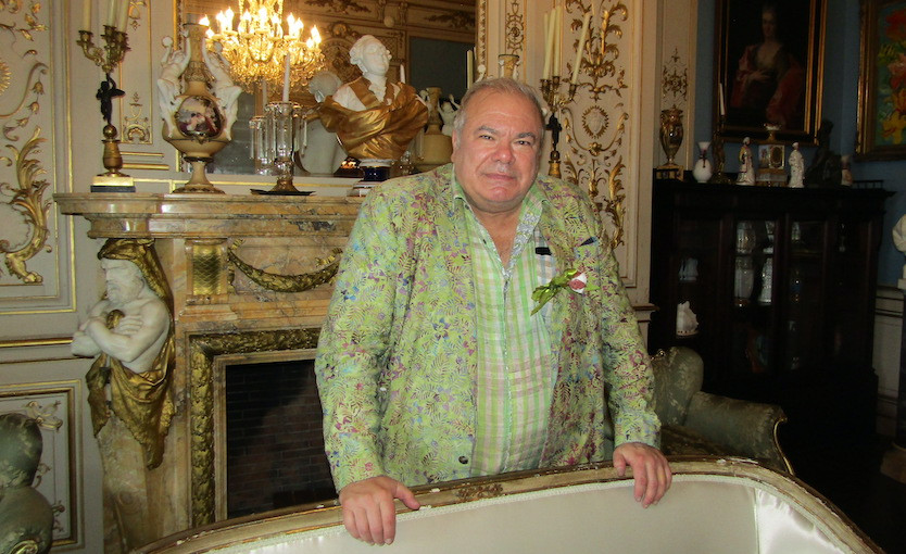 The gentleman of the manor, artist Hunt Slonem The gentleman of the manor, artist Hunt Slonem