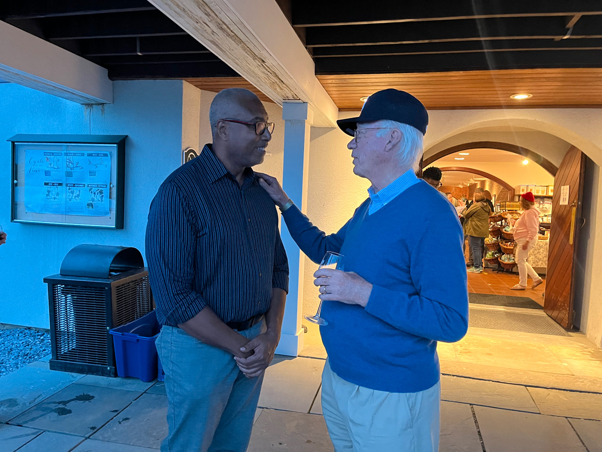 Bernie Williams with Millbrook Winery owner John Dyson. Photos courtesy Millbrook Winery