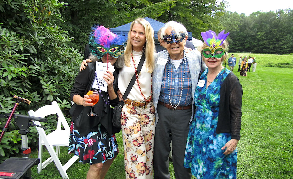 Paul and Delight Dodyk (far right) pose with cousin Catherine Walker and their daughter Phoebe Kiryk.