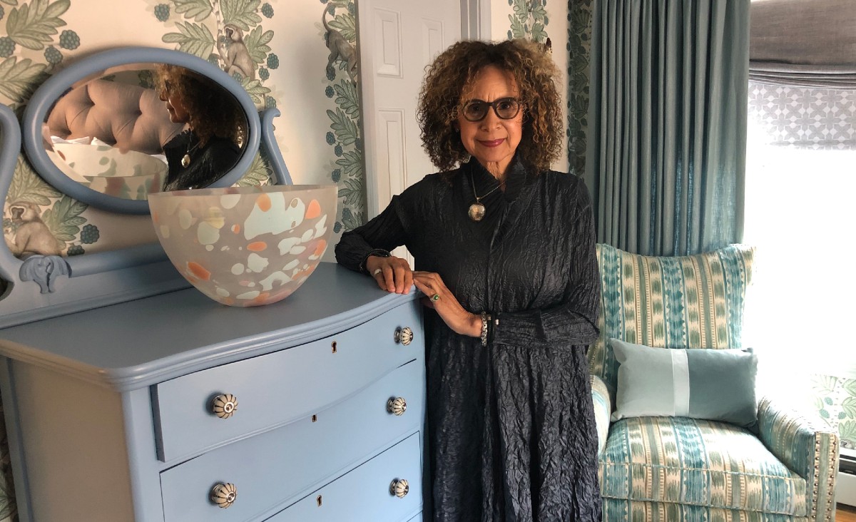 Jennifer Owen, the only designer in the showhouse representing the Berkshires, repurposed an 18th-century chest that was original to the inn, and based the room's colors on the "cool" palette chosen by The Kaleidoscope Project. Jennifer Owen, the only designer in the showhouse representing the Berkshires, repurposed an 18th-century chest that was original to the inn, and based the room's colors on the "cool" palette chosen by The Kaleidoscope Project.
