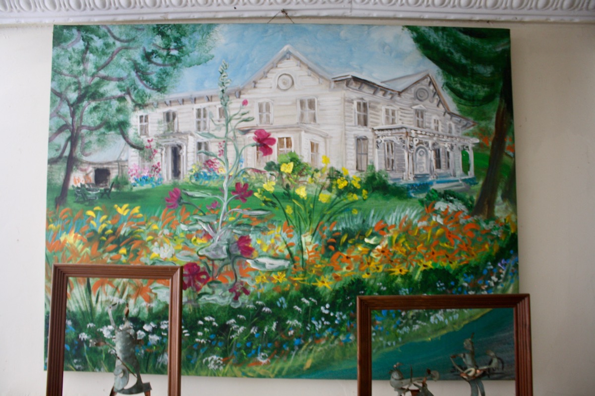 An unobstructed view of the home