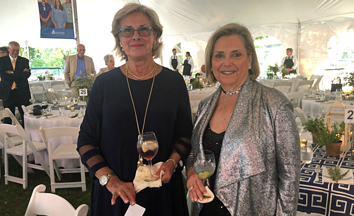 Gala co-chairs Cheryl Raifstanger and Anne Schnesel