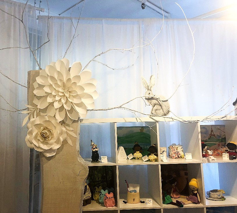 Flower by Cristina Barbedo; rabbit by Douglas Gilbert