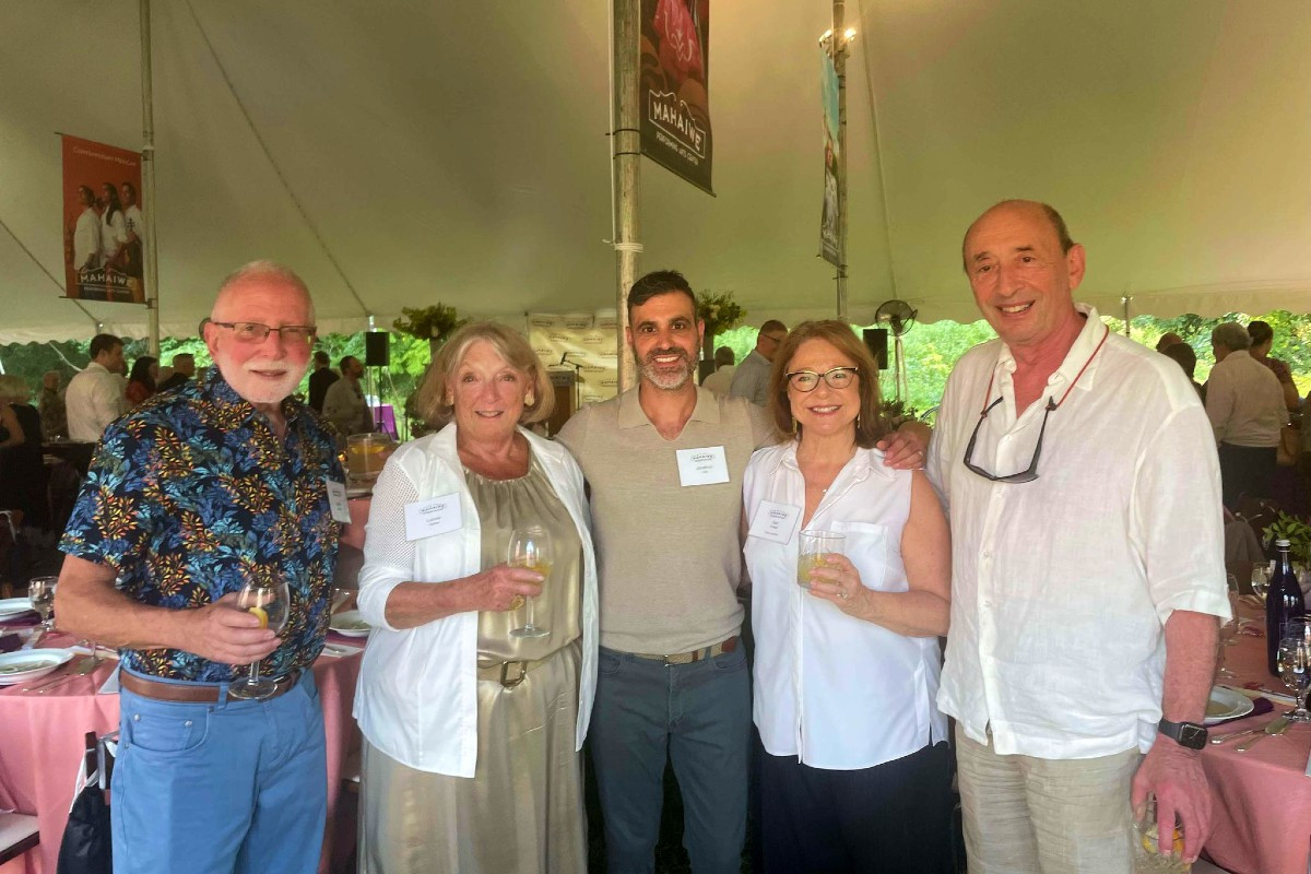 Jeffrey Garber, Lonnie Garber, Jonathan Loy, co-founder of the Berkshire Opera Festival, Gala Committee member Sari Scheer, and Sam Kopel Jeffrey Garber, Lonnie Garber, Jonathan Loy, co-founder of the Berkshire Opera Festival, Gala Committee member Sari Scheer, and Sam Kopel