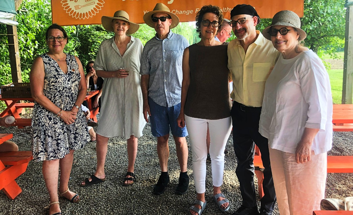 The Sylvia Center&#39;s Executive Director Barbara Glassman, Betsy Reed, Larry Zukerman, Diane and Steven Eidman, and Trudy Gottesman, a board member