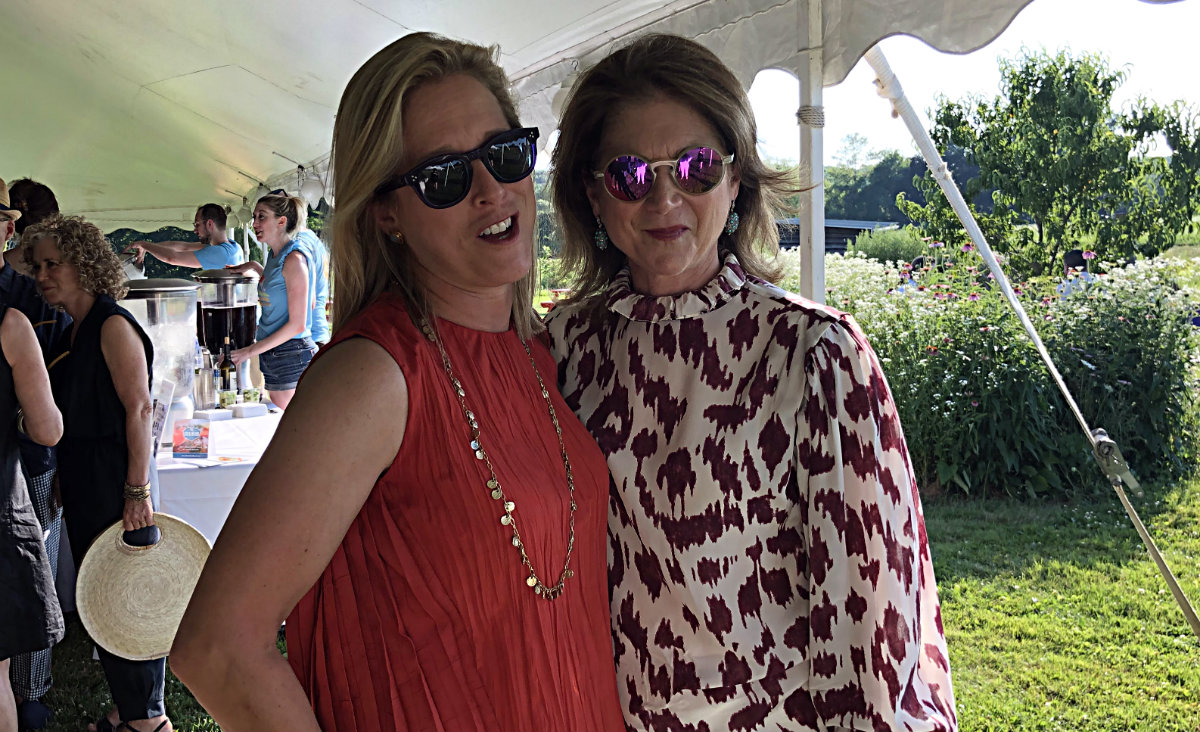 Lisa Messinger and board member Cindy Edelson Lisa Messinger and board member Cindy Edelson