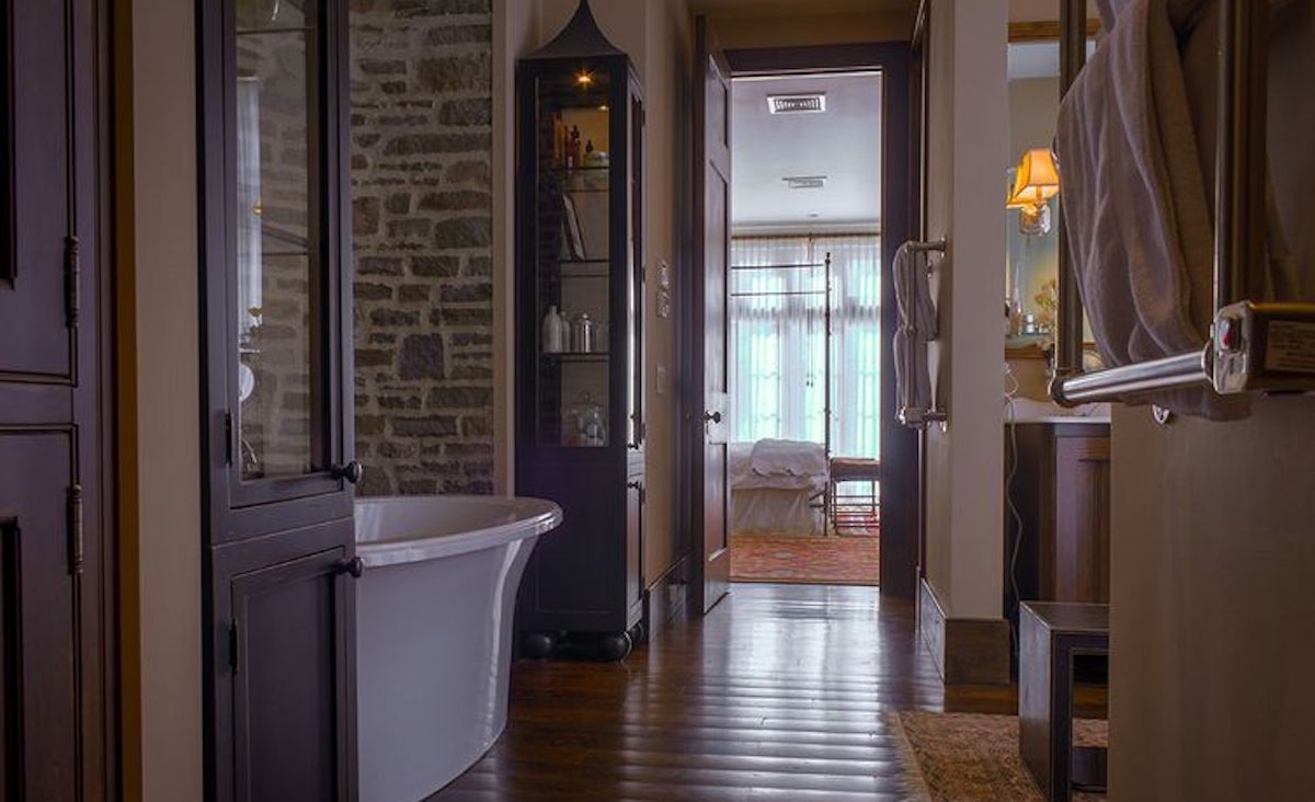 Master bathroom Master bathroom