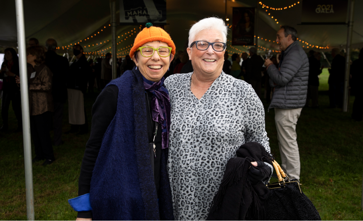 Nancy Diaferio with&nbsp;Donna Bernstein, a gala committee member