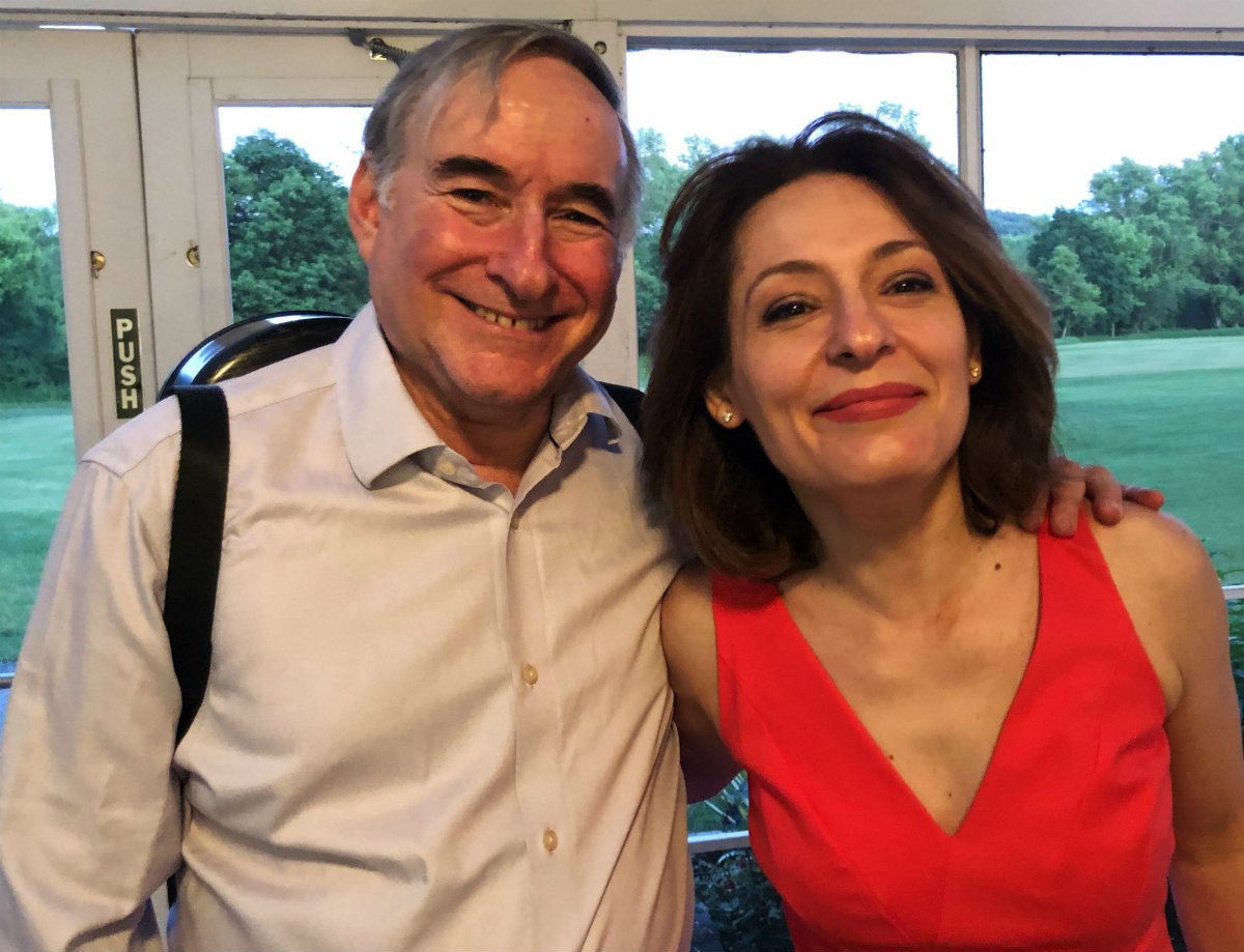 Violinists Peter Zazofsky and Irina Muresanu. Violinists Peter Zazofsky and Irina Muresanu.