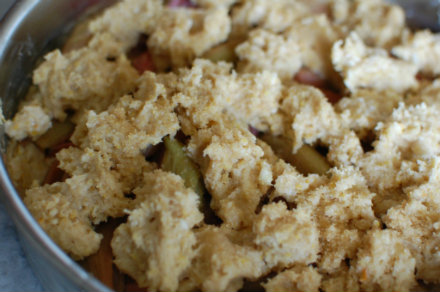 rhubarb cake crumbs
