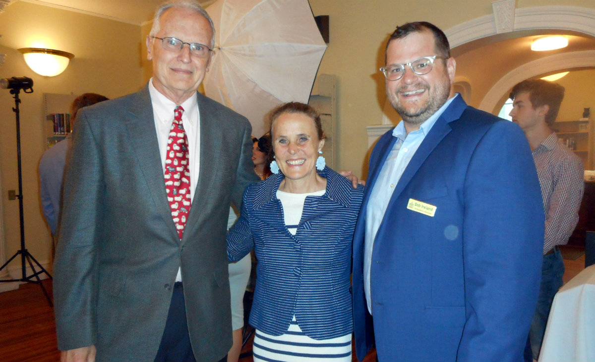 Gray Ellrodt, Marianne Deignan, past president of the library board, and Bob Ireland, the library&#39;s new devleopment manager.