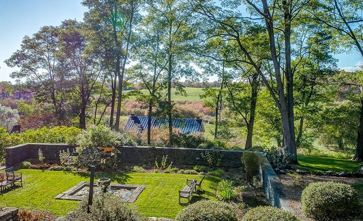 Outdoor area Outdoor area