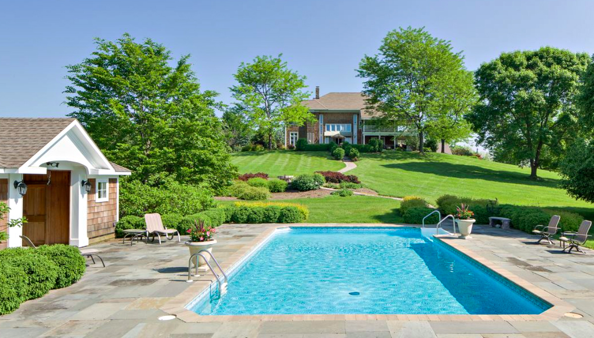 Pool and poolhouse Pool and poolhouse 