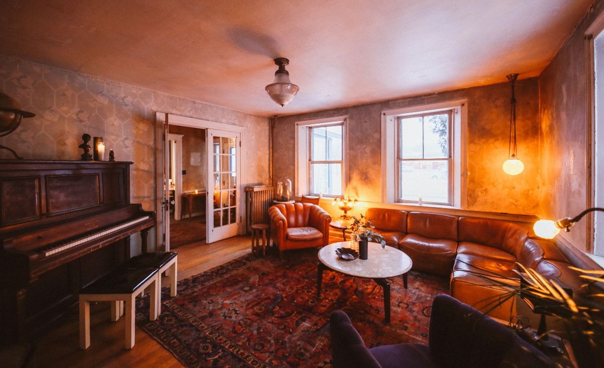 The Farmhouse/The Airport Rooms. Photo: Peter Crosby