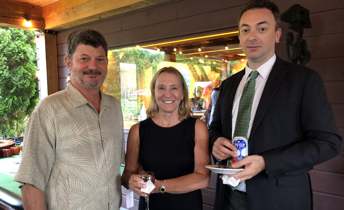 Sculptor Bill Casper, Cheryl Casper and Lindsey Siegel