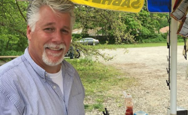Kent’s Hot Dog Man Serves Ketchup, Mustard And Good Cheer