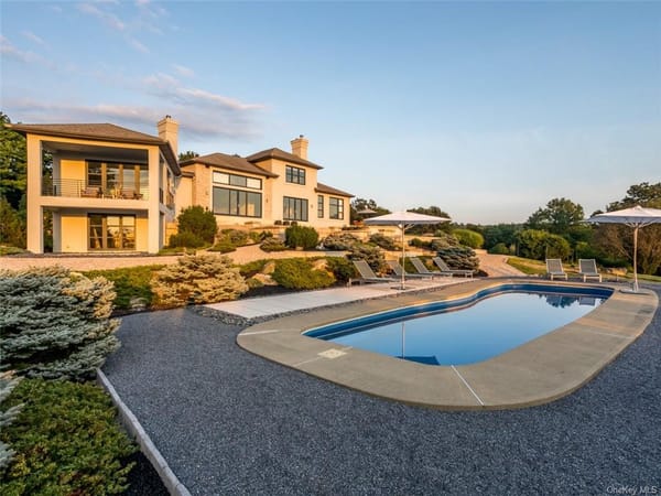 Home And View Masterpiece