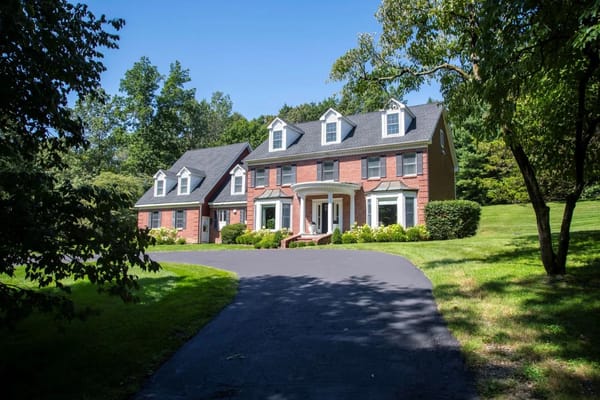 Fully Renovated In Rhinebeck