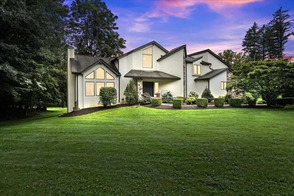 Capacious Contemporary