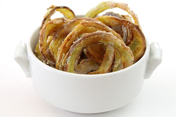 Recipe: Baked Onion Rings With Herb Dip