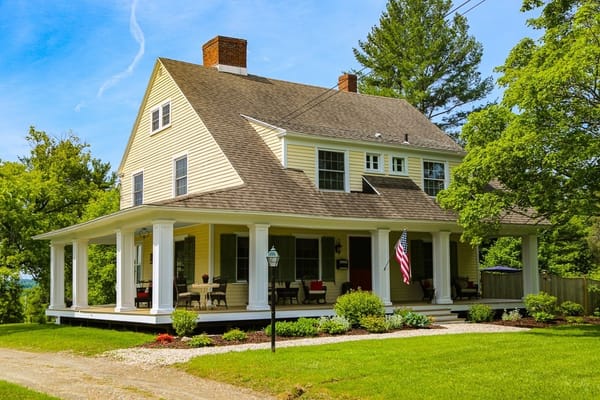 Lovingly Maintained Colonial