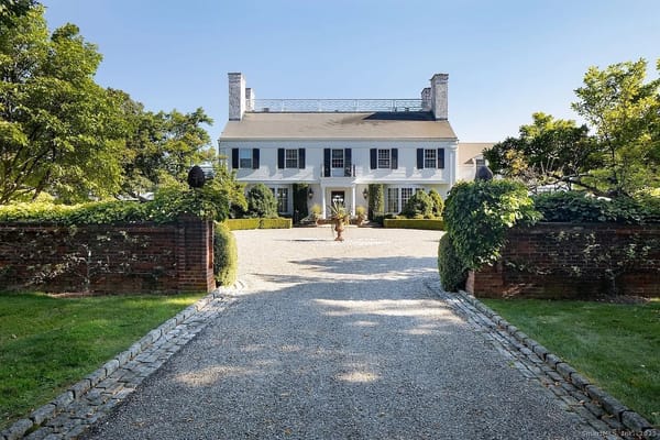 Dreamy Full-Service Mansion in Salisbury