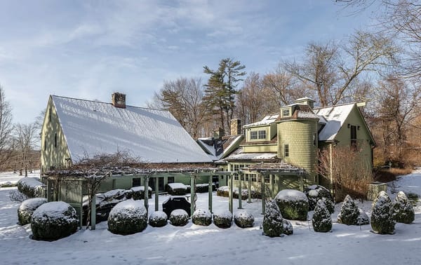 Country Elegance Near the Historic Sharon Green