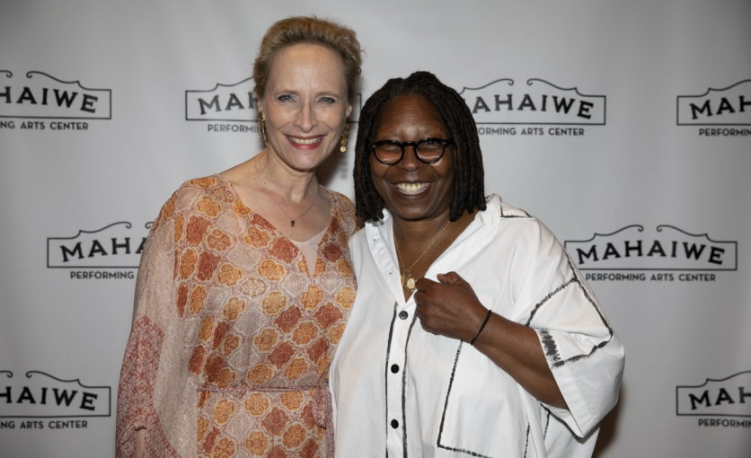 <p><strong><a href="https://www.imdb.com/name/nm0732309/" target="_blank">Actress Laila Robins</a> and Whoopi Goldberg</strong></p>