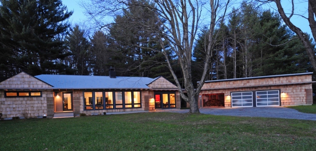 <p><strong>Red House home and office. </strong>Photo: Stephen J. Donaldson</p>